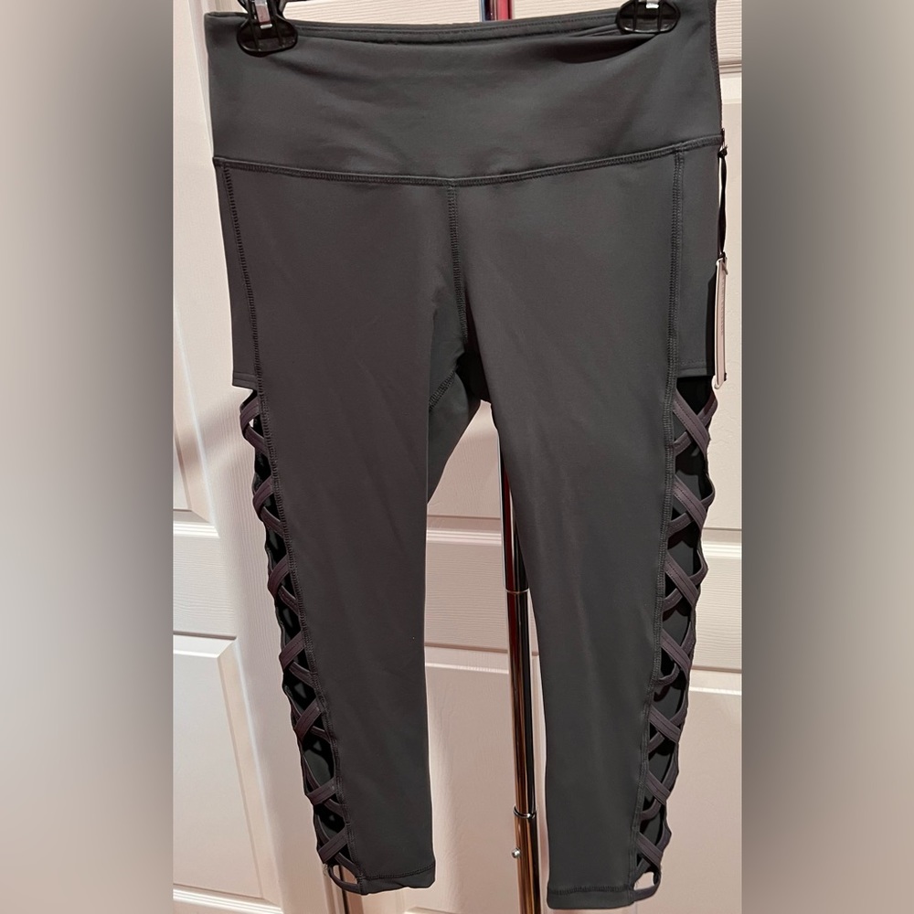 Work out capri
